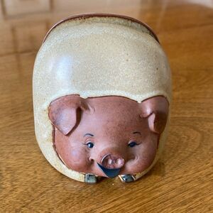 Vintage UCTCI Pottery napkin holder